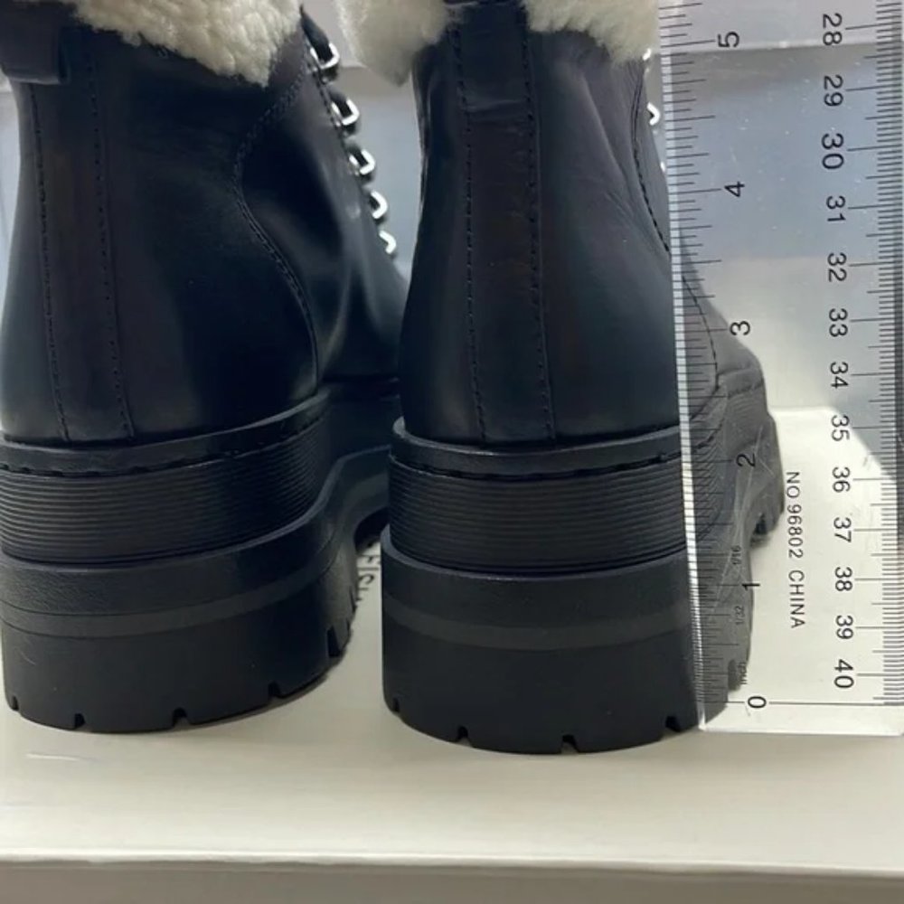 BNIB MARC FISHER LTD PIERSON LUG /Hiking SOLE Platform BOOTIE size 8.5 - Picture 4 of 7